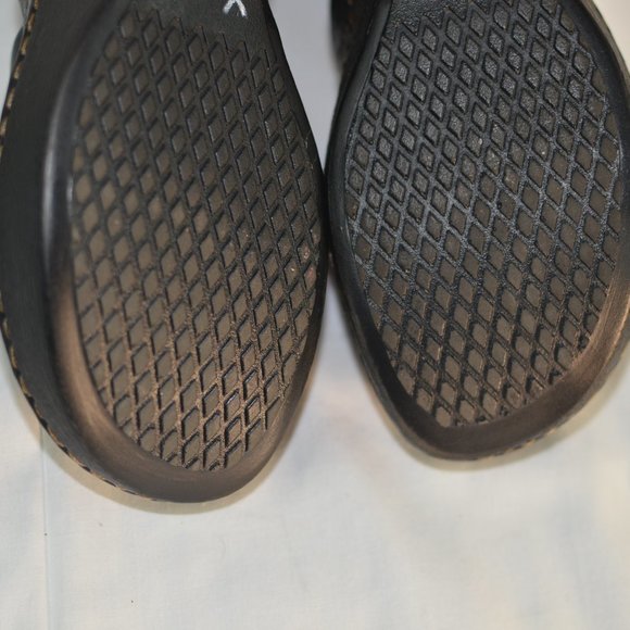 Born Leather Wedges, Black, Size 9 - Picture 5 of 5